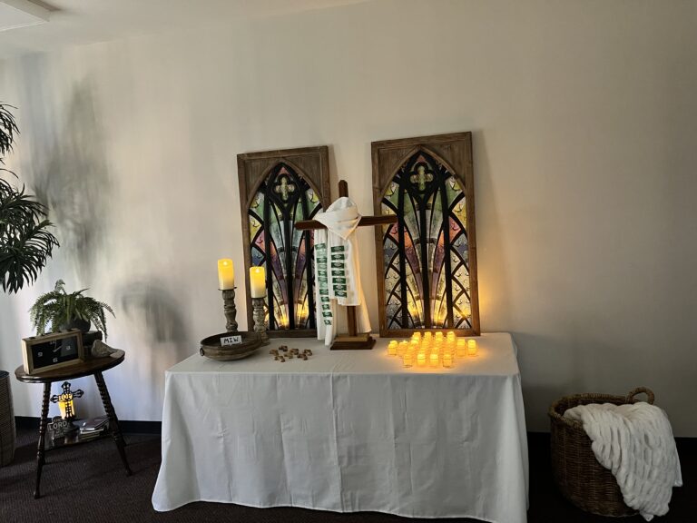 Chapel room and cross of servants lost.